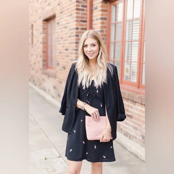 Lauren Conrad black floral dress with ties - Picture 1 of 9